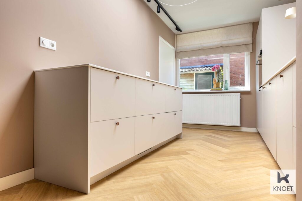 Keukenfronten licht beige zand kleur mat IKEA systeem